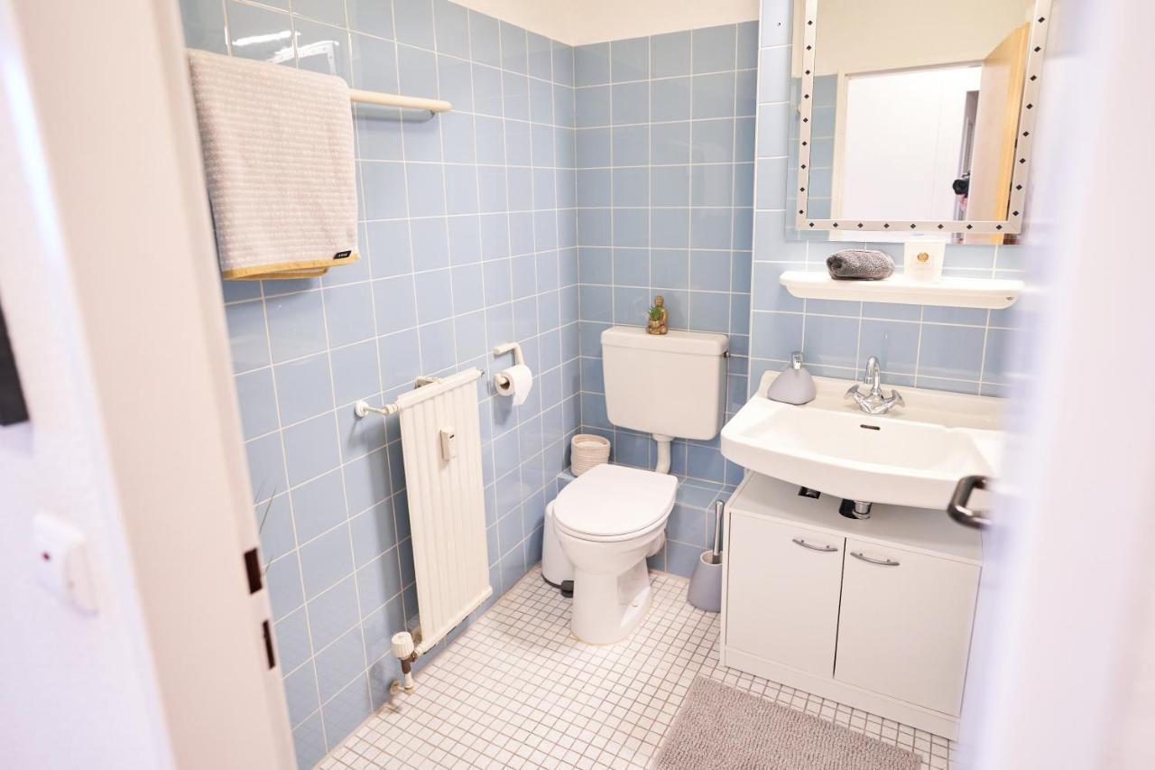 Gemuetliches Und Helles Mit Balkon, Badewanne, Wlan, Parkplatz *