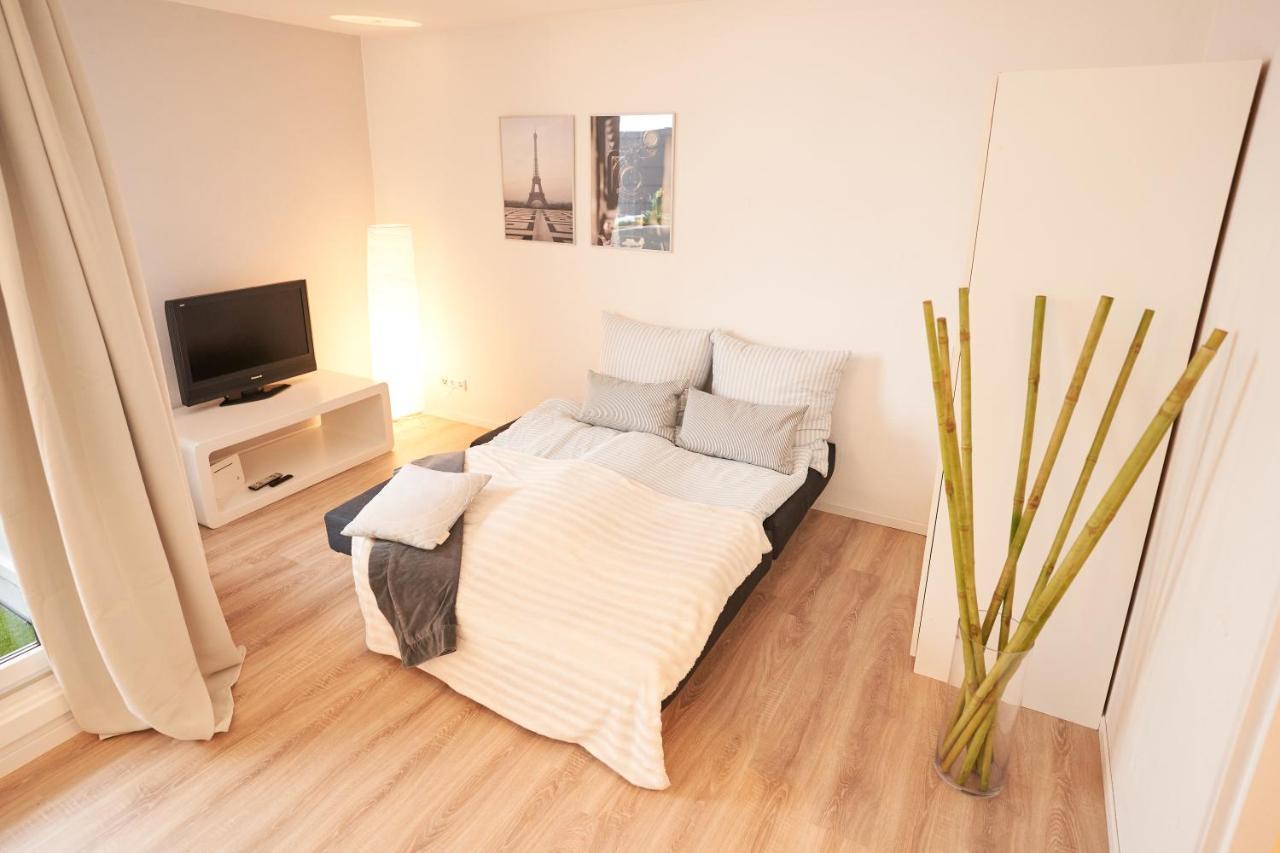 Apartment Gemuetliches Und Helles Mit Balkon, Badewanne, Wlan, Parkplatz *