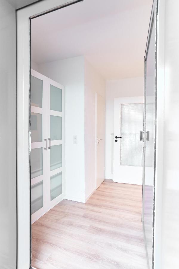 Gemuetliches Und Helles Mit Balkon, Badewanne, Wlan, Parkplatz