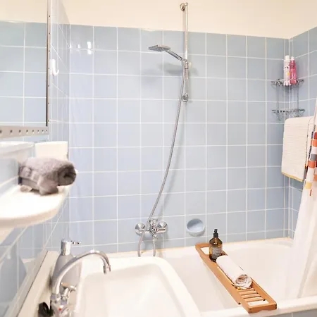 Gemuetliches Und Helles Studio Apartment Mit Balkon, Badewanne, Wlan, Parkplatz Bremen Exterior photo