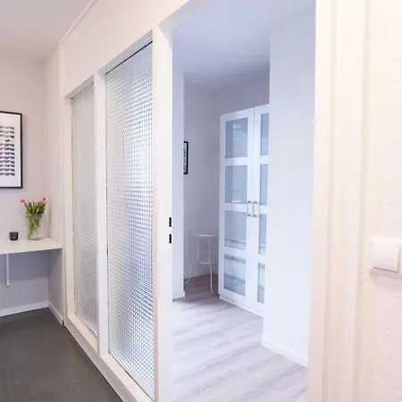 Gemuetliches Und Helles Studio Apartment Mit Balkon, Badewanne, Wlan, Parkplatz Bremen Exterior photo